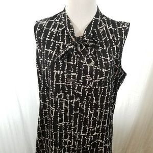 Calvin Klein women's sleeveless blouse sz L NWT
